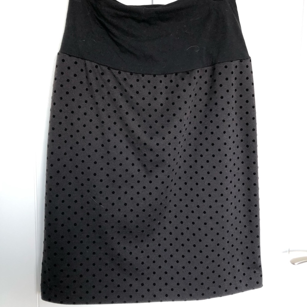 Bellysima Black Maternity Skirt. Size 6-8.